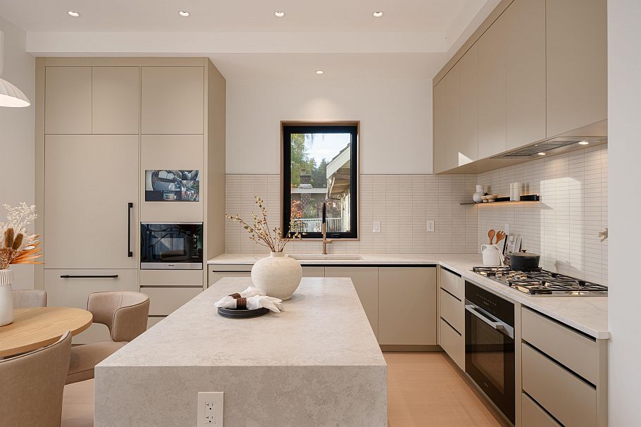 2 4018 W 21st Avenue Vancouver, BC - 10