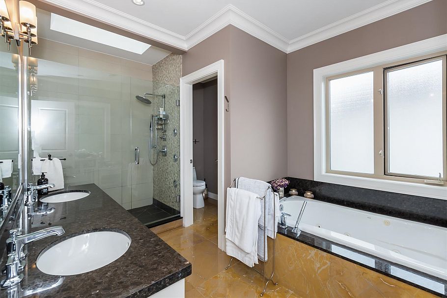 5578 Elizabeth Street Vancouver, BC - 13