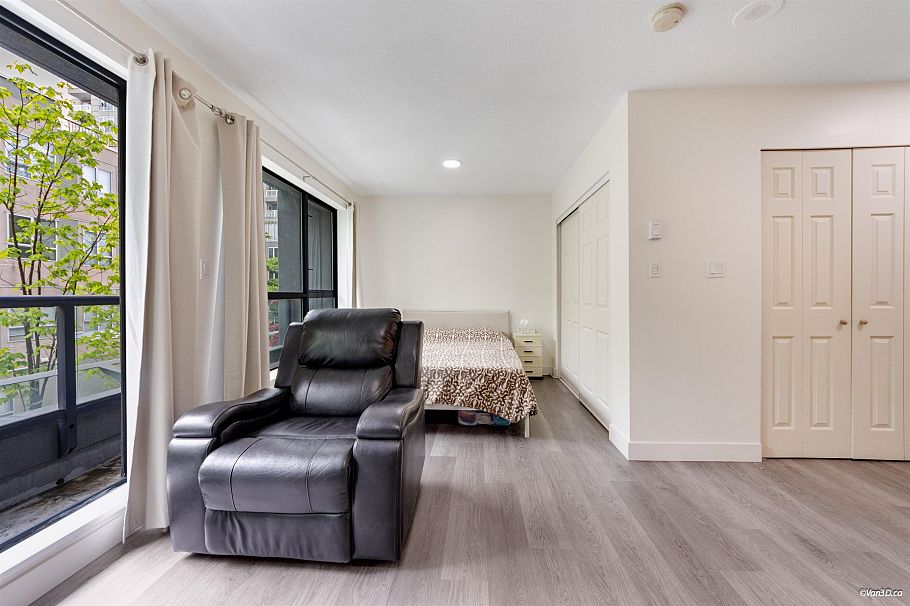 205 3438 Vanness Avenue Vancouver, BC - 8