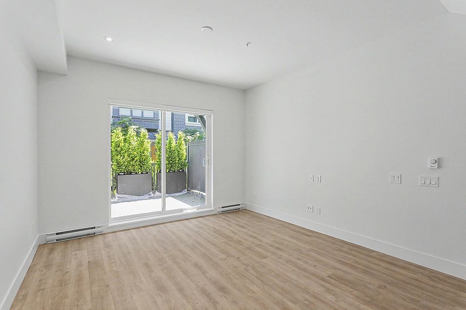 105 2304 Emery Court North Vancouver, BC - 3