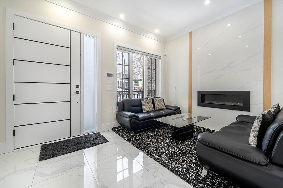 1 6358 Windsor Street Vancouver, BC - 3
