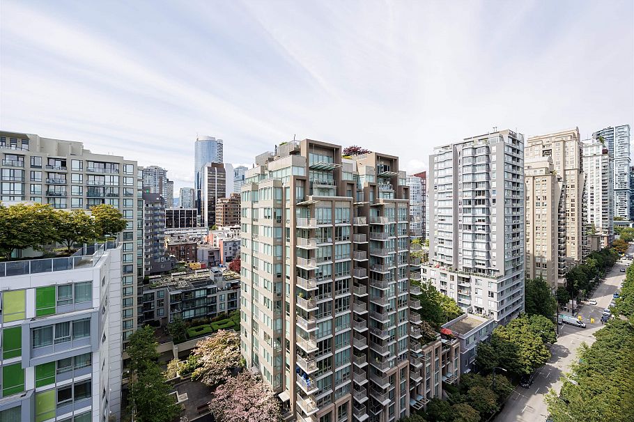 1704 1088 Richards Street Vancouver, BC - 2