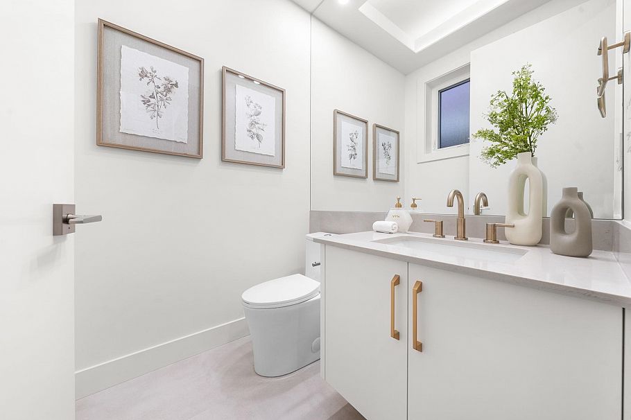 1 1582 E 2nd Avenue Vancouver, BC - 26