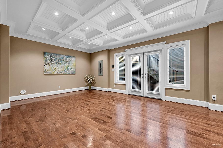 2069 W 28th Avenue Vancouver, BC - 33