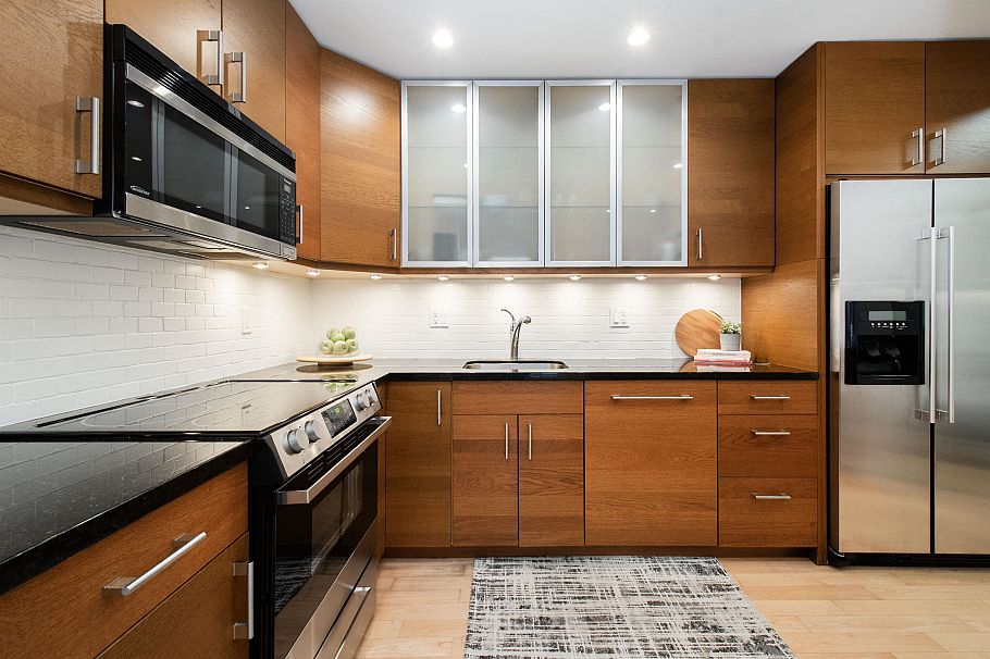 101 236 W 2nd Street North Vancouver, BC - 5