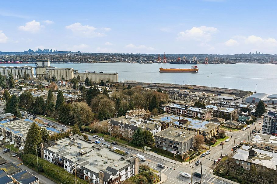 204 315 E 3rd Street North Vancouver, BC - 20