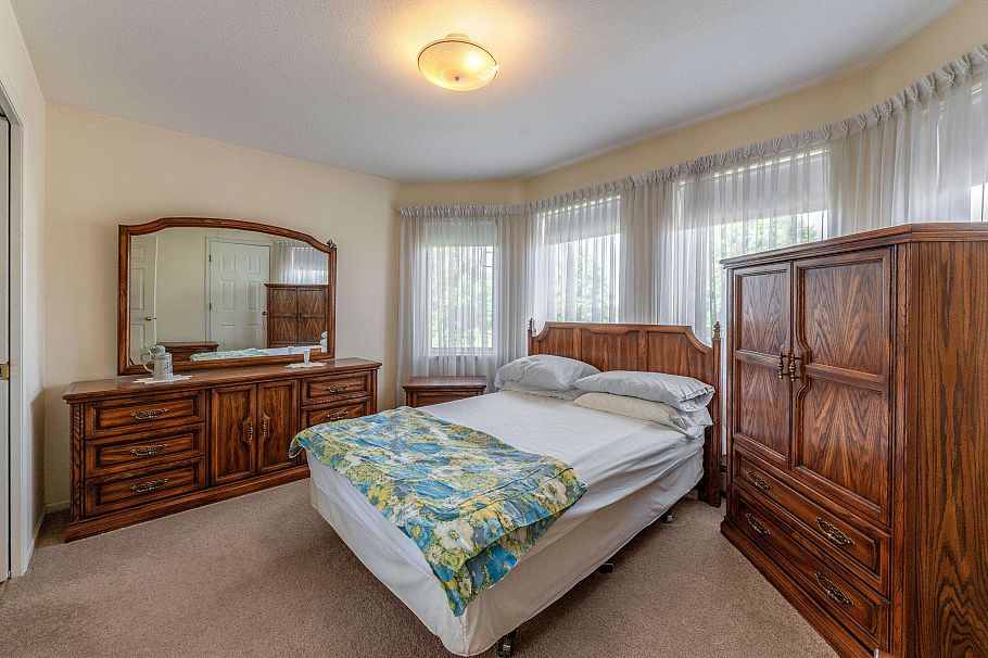 7416 Jasper Crescent Vancouver, BC - 20