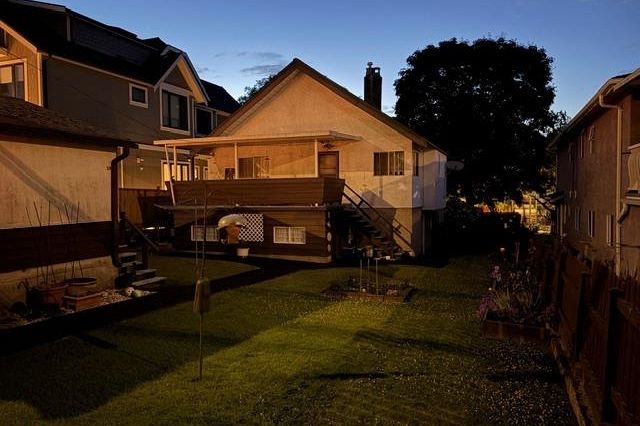 1166 E 16th Avenue Vancouver, BC - 12