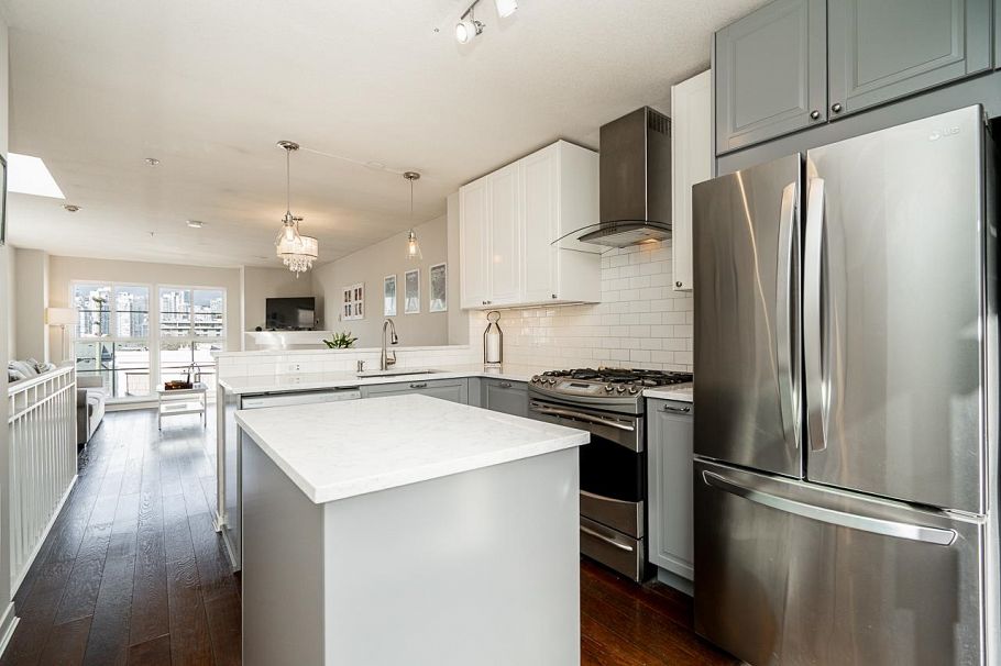 310 678 W 7th Avenue Vancouver, BC - 7