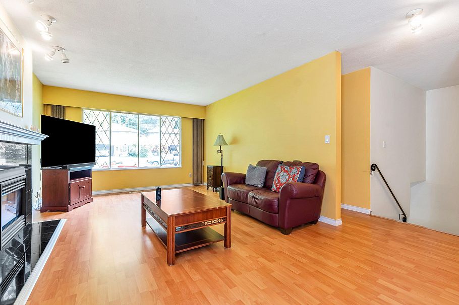 1555 Burrill Avenue North Vancouver, BC - 14