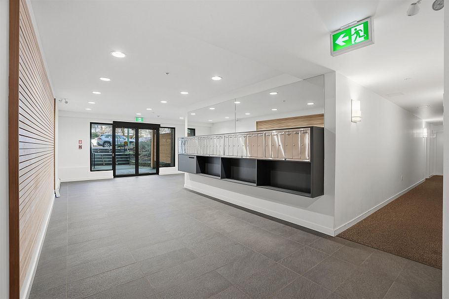 303 357 E 2nd Street North Vancouver, BC - 28