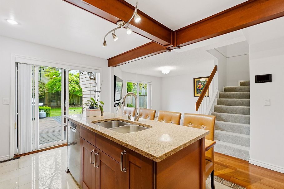 3542 Hurst Place Vancouver, BC - 8