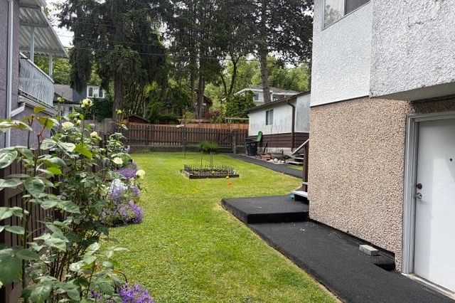 1166 E 16th Avenue Vancouver, BC - 1