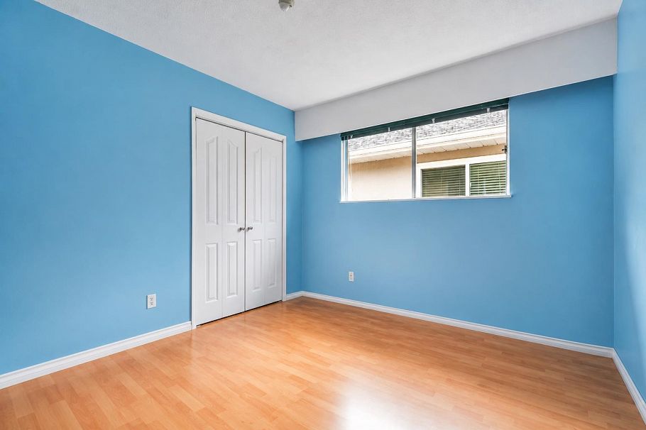 1555 Burrill Avenue North Vancouver, BC - 24
