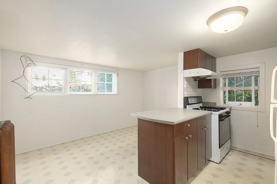 236 W 12th Avenue Vancouver, BC - 15