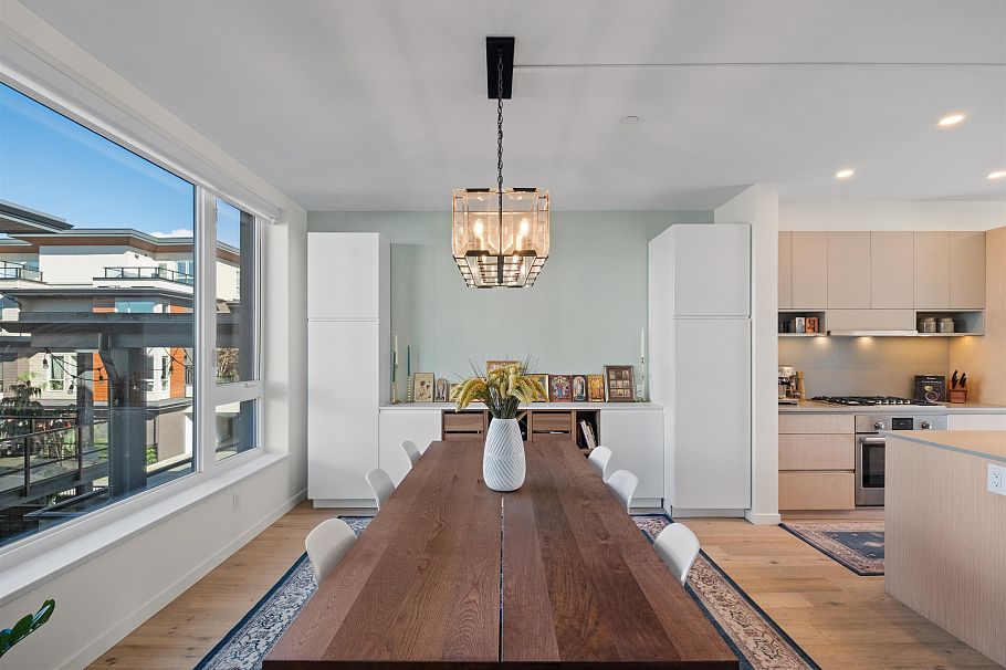 33 528 E 2nd Street North Vancouver, BC - 11