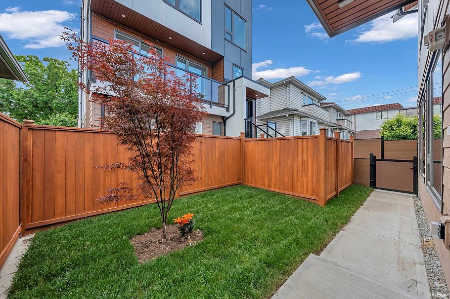 2891 Eton Street Vancouver, BC - 14