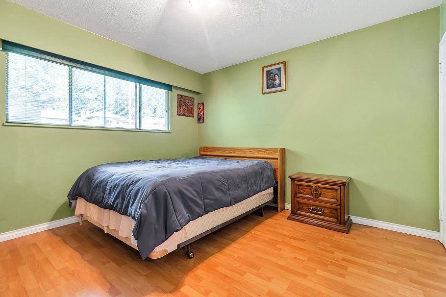 1555 Burrill Avenue North Vancouver, BC - 20