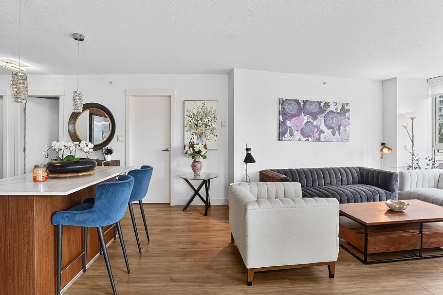 801 1189 Melville Street Vancouver, BC - 4