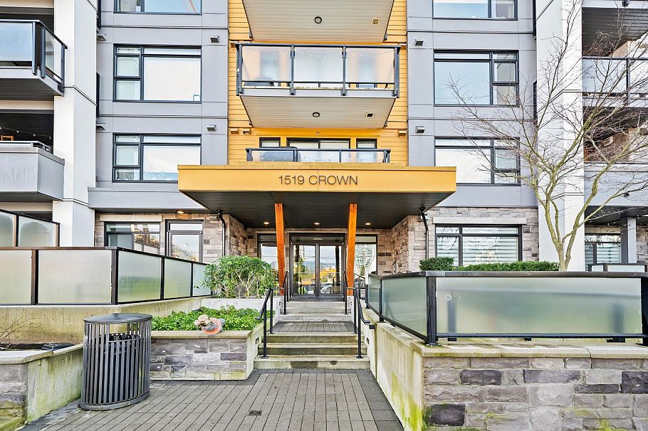 303 1519 Crown Street North Vancouver, BC - 26