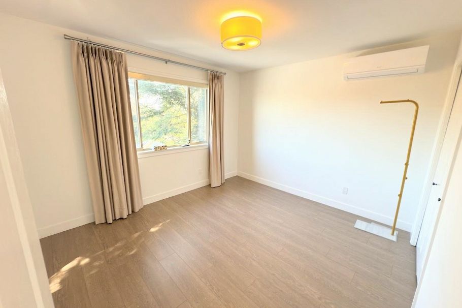 3488 W 30th Avenue Vancouver, BC - 25