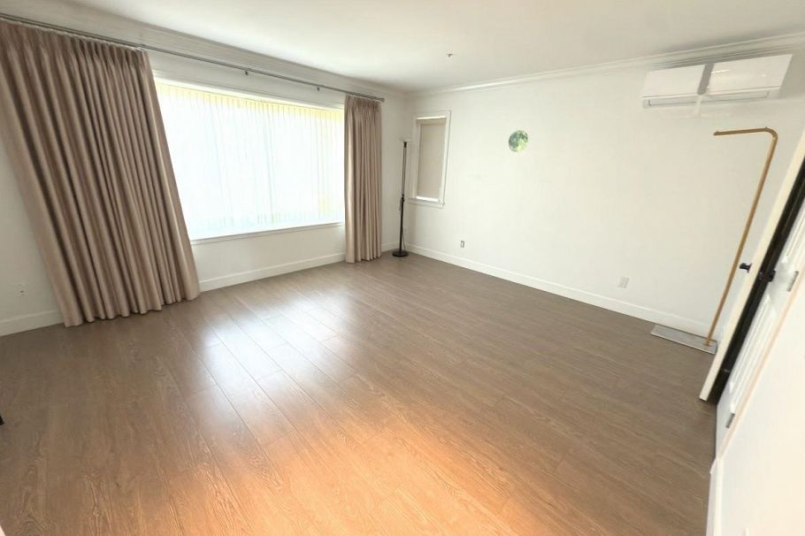 3488 W 30th Avenue Vancouver, BC - 23