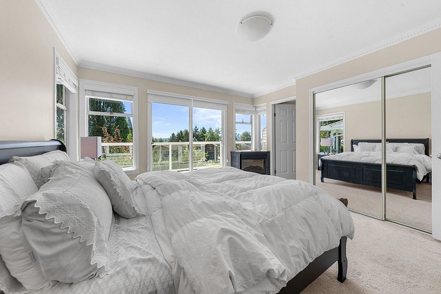 2 460 W 6th Street North Vancouver, BC - 20