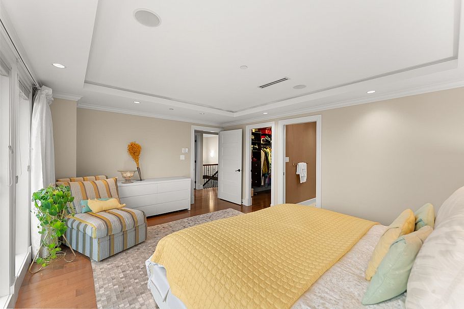 1041 W 58th Avenue Vancouver, BC - 16
