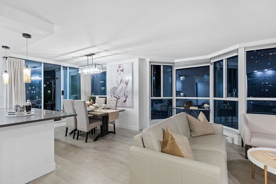 301 789 Jervis Street Street Vancouver, BC - 9