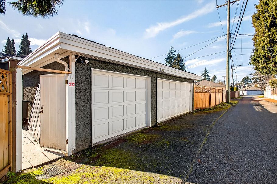 1369 W 55th Avenue Vancouver, BC - 28