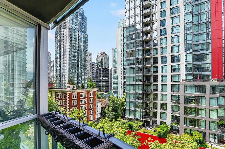 801 1189 Melville Street Vancouver, BC - 19