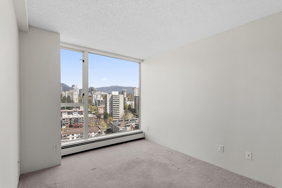 2103 120 W 2nd Street North Vancouver, BC - 25