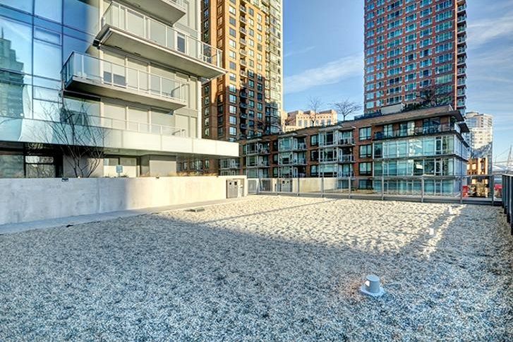 1102 777 RICHARDS STREET, Vancouver BC V6B 0M6 Vancouver, BC - 3
