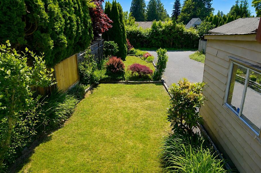 1555 Burrill Avenue North Vancouver, BC - 5