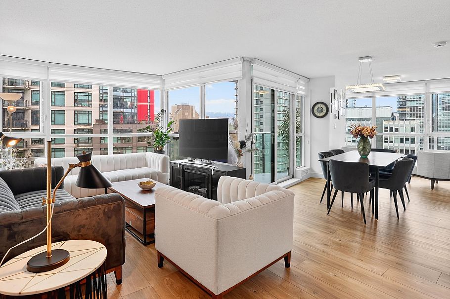 801 1189 Melville Street Vancouver, BC - 1