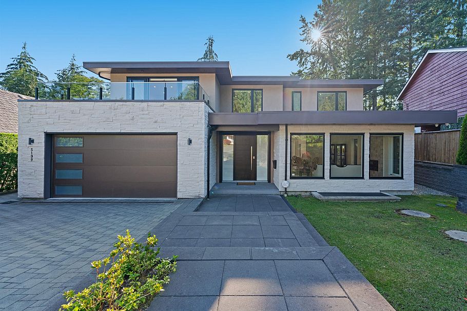 5199 Cliffridge Avenue North Vancouver, BC - 1