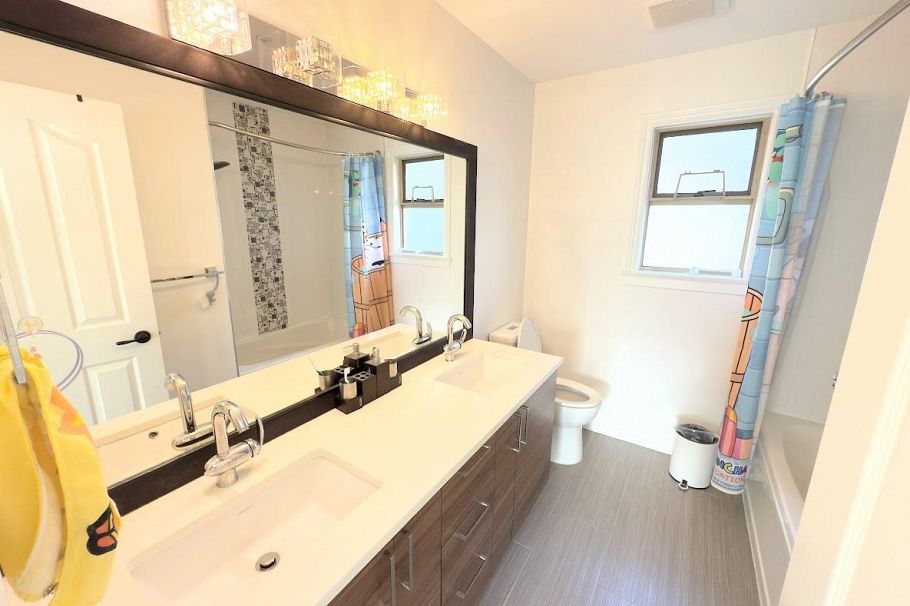 3488 W 30th Avenue Vancouver, BC - 26