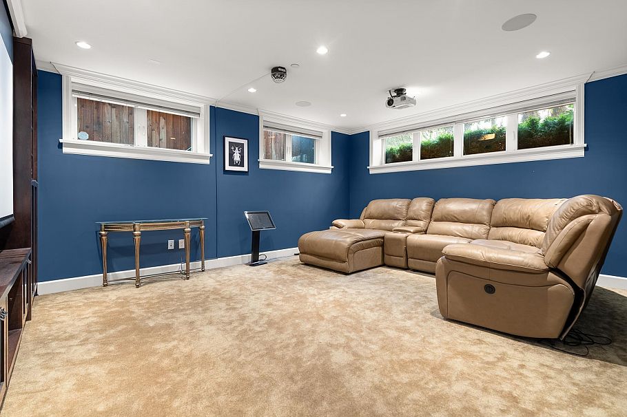 1041 W 58th Avenue Vancouver, BC - 27