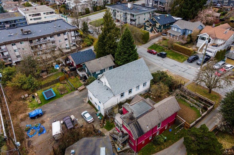 131 E Kings Road North Vancouver, BC - 4