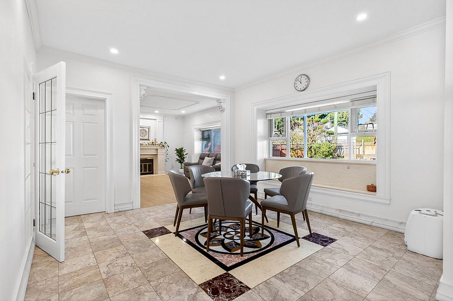 1369 W 55th Avenue Vancouver, BC - 14