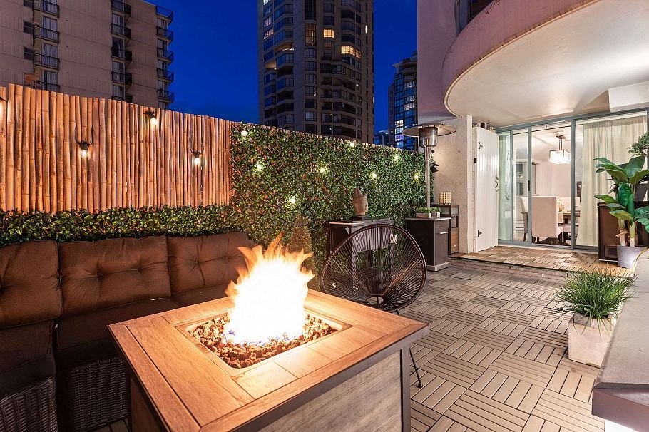 301 789 Jervis Street Street Vancouver, BC - 3