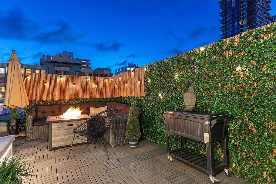 301 789 Jervis Street Street Vancouver, BC - 4