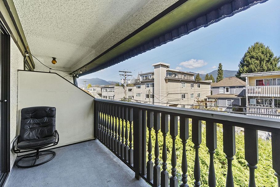 315 310 W 3rd Street North Vancouver, BC - 17