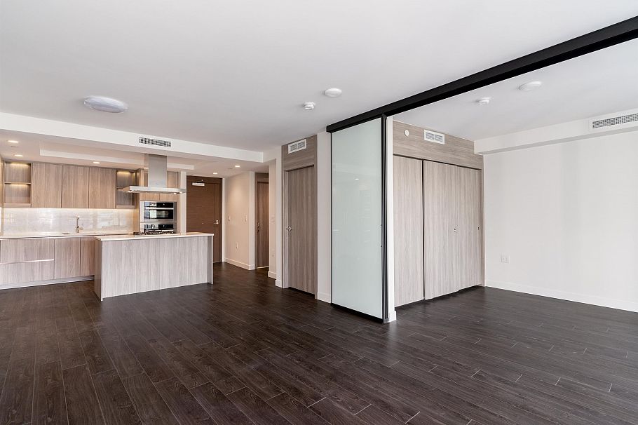 1012 1768 Cook Street Vancouver, BC - 5