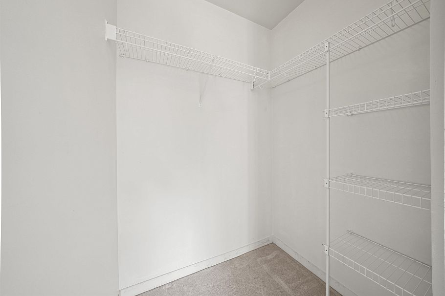 301 3575 Euclid Avenue Vancouver, BC - 17