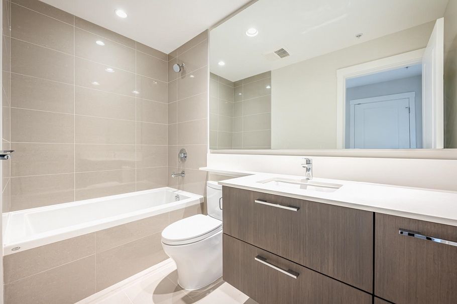 903 3533 Ross Drive Vancouver, BC - 14