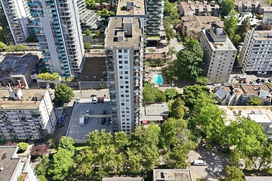 802 1251 Cardero Street Vancouver, BC - 33