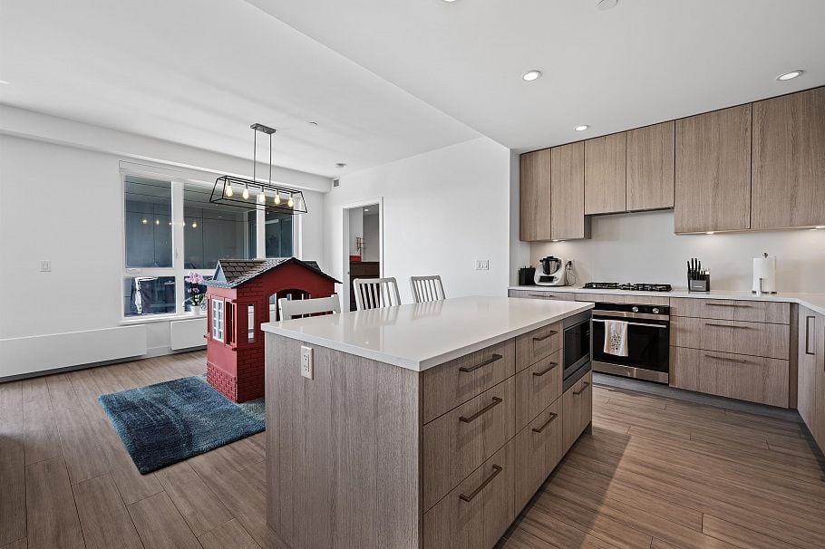 306 707 E 3rd Street North Vancouver, BC - 9