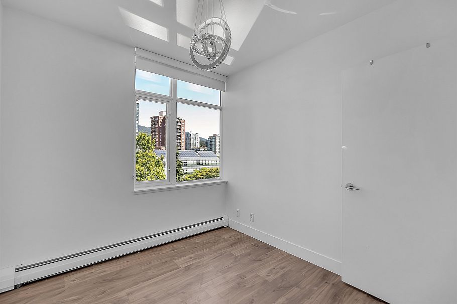 802 158 W 13th Street North Vancouver, BC - 21
