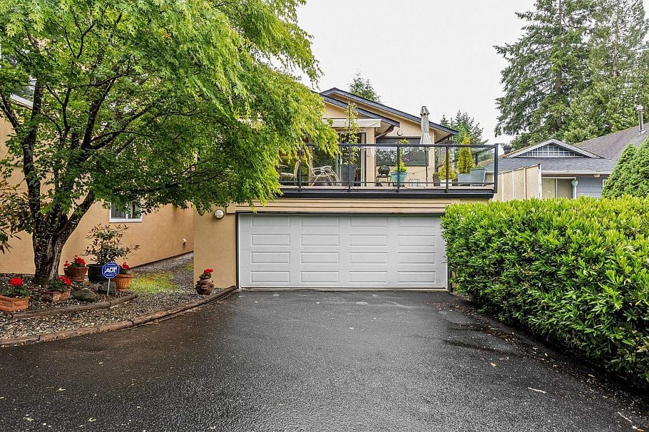 3491 St. Georges Avenue North Vancouver, BC - 39